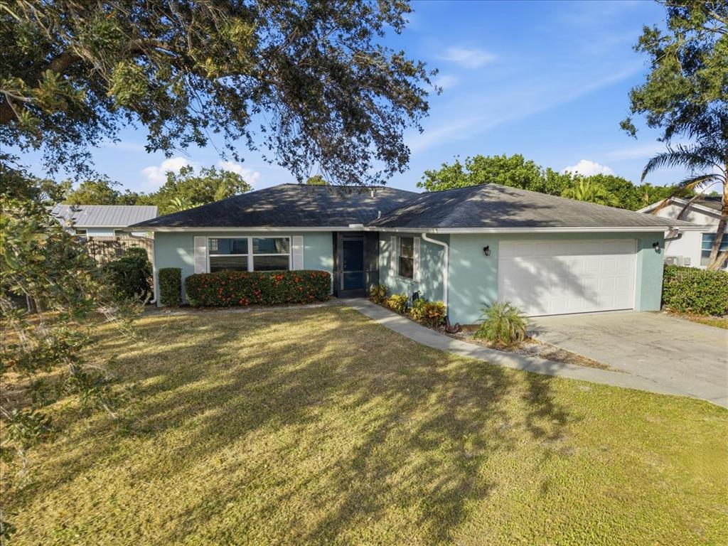 5883 WHISTLEWOOD CIRCLE