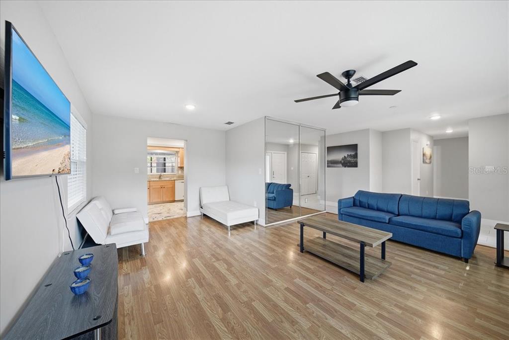 5883 WHISTLEWOOD CIRCLE