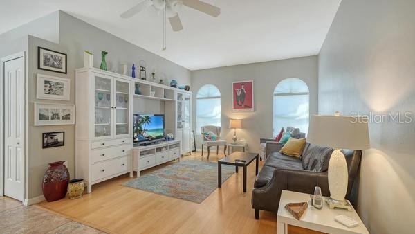 9528 HAWKSMOOR LANE