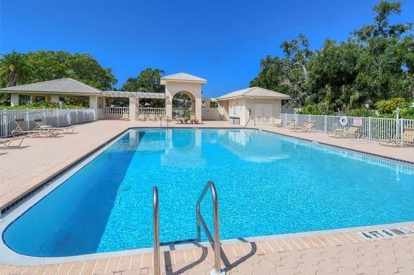 9528 HAWKSMOOR LANE