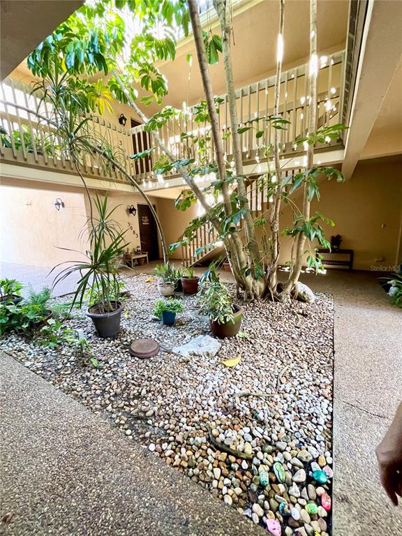3097 WILLOW GREEN UNIT 32