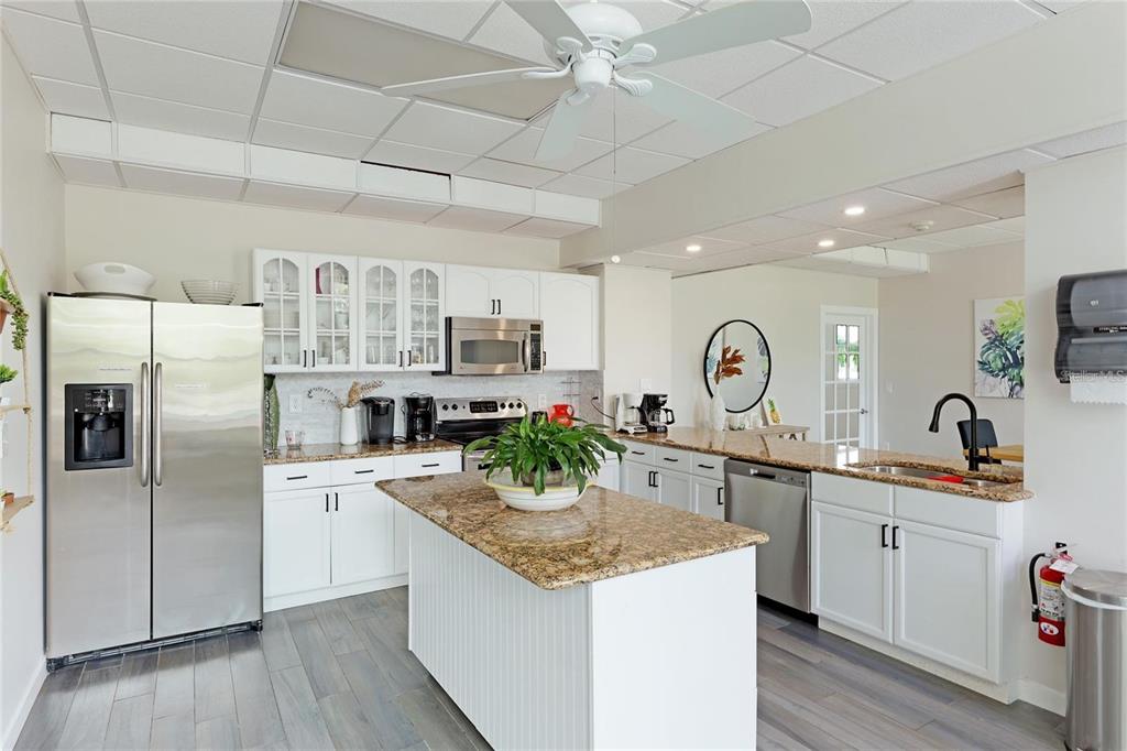 33 S GULFSTREAM AVENUE UNIT 30