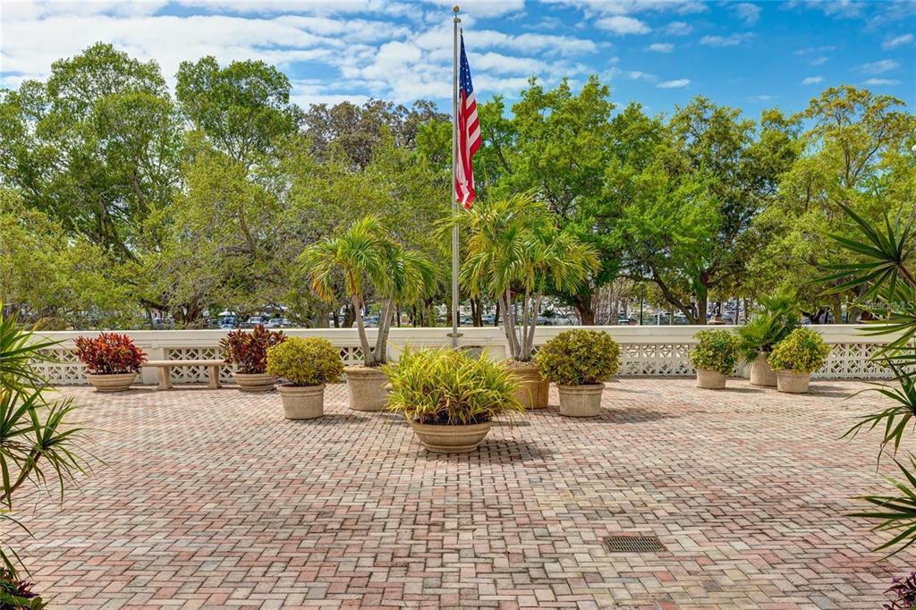 33 S GULFSTREAM AVENUE UNIT 30