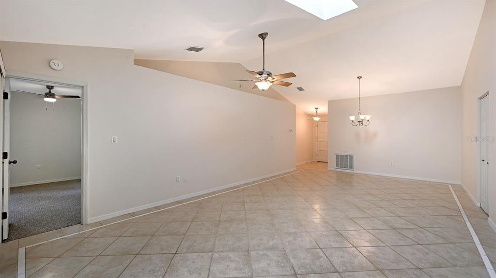 4799 OAK FOREST DRIVE W UNIT 4