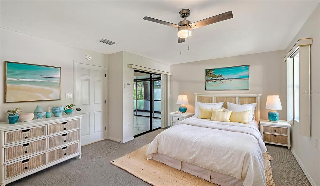 4799 OAK FOREST DRIVE W UNIT 4