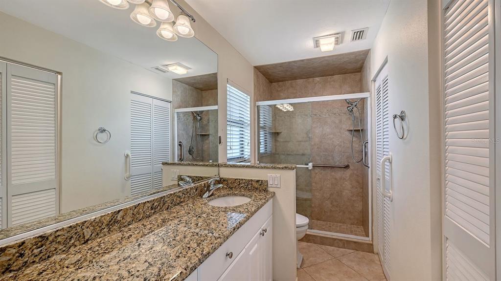 4799 OAK FOREST DRIVE W UNIT 4