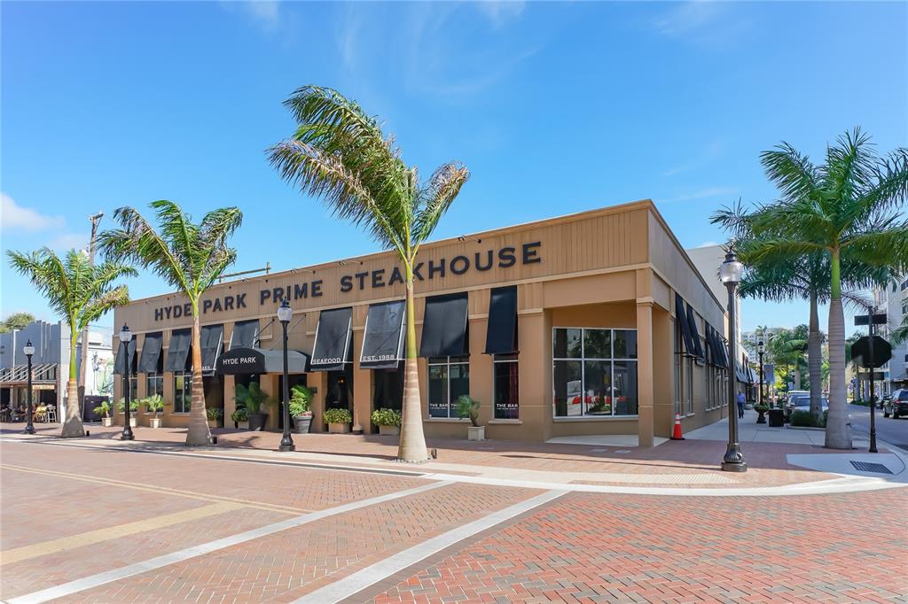 4799 OAK FOREST DRIVE W UNIT 4