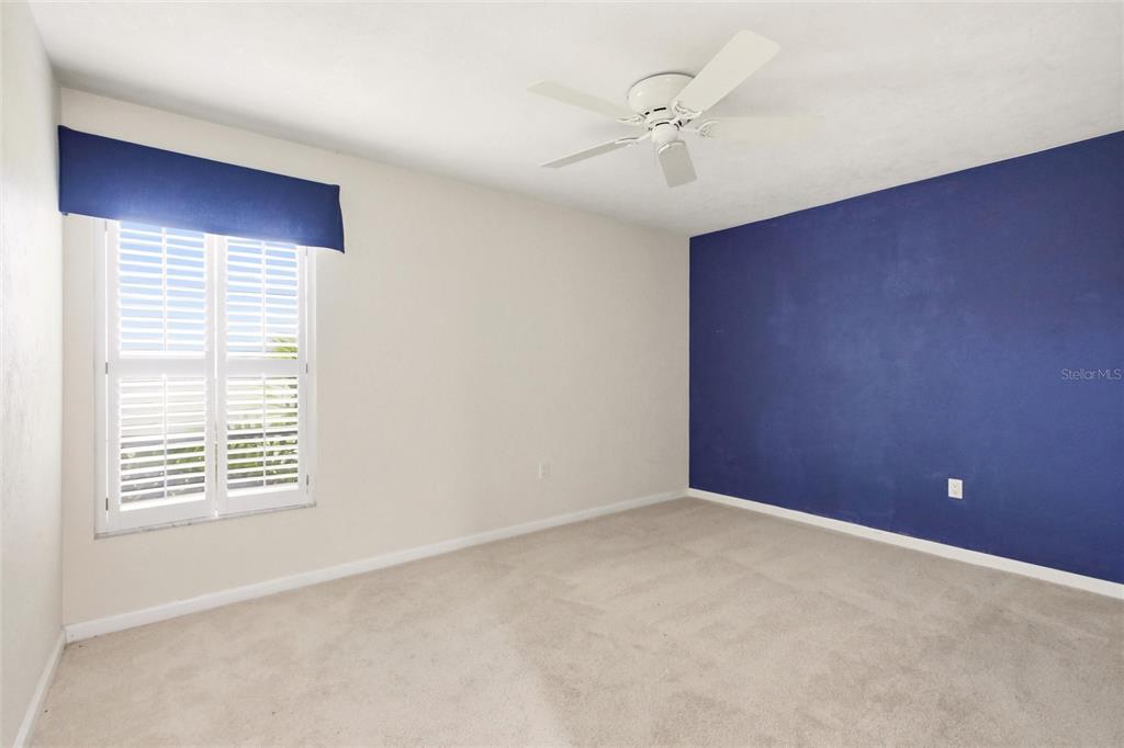 3721 COLLINS STREET UNIT 812