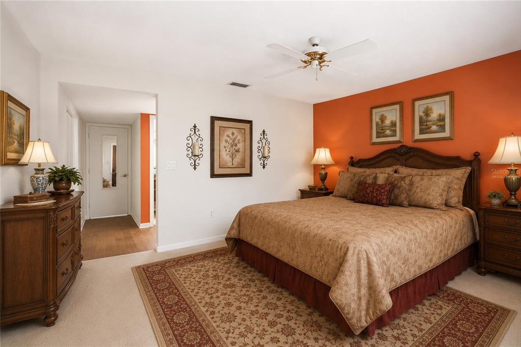 3721 COLLINS STREET UNIT 812