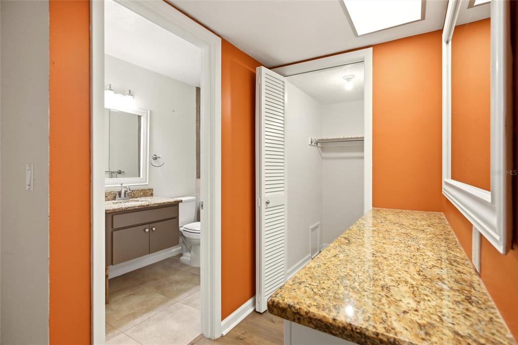 3721 COLLINS STREET UNIT 812
