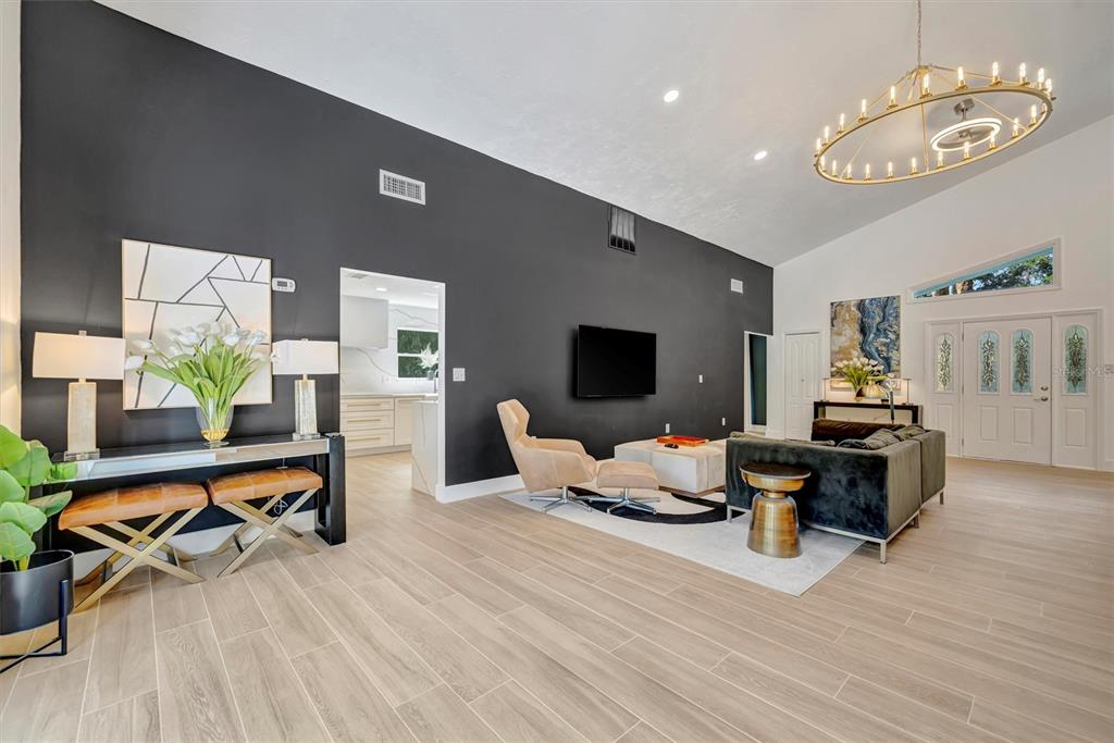 403 LONGBOW TRAIL