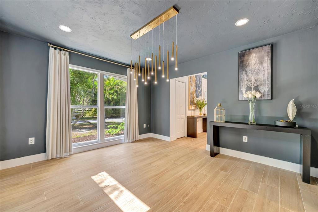 403 LONGBOW TRAIL