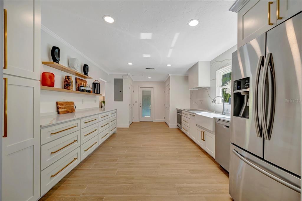 403 LONGBOW TRAIL
