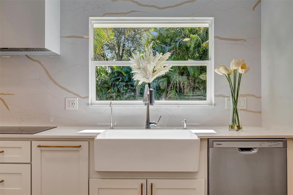 403 LONGBOW TRAIL