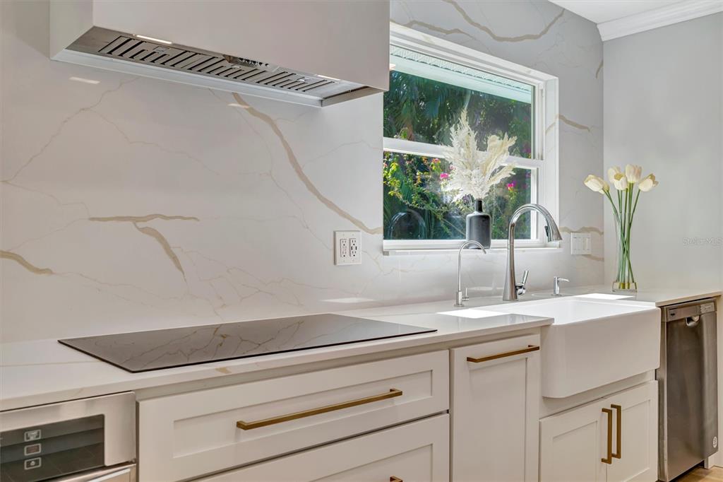 403 LONGBOW TRAIL
