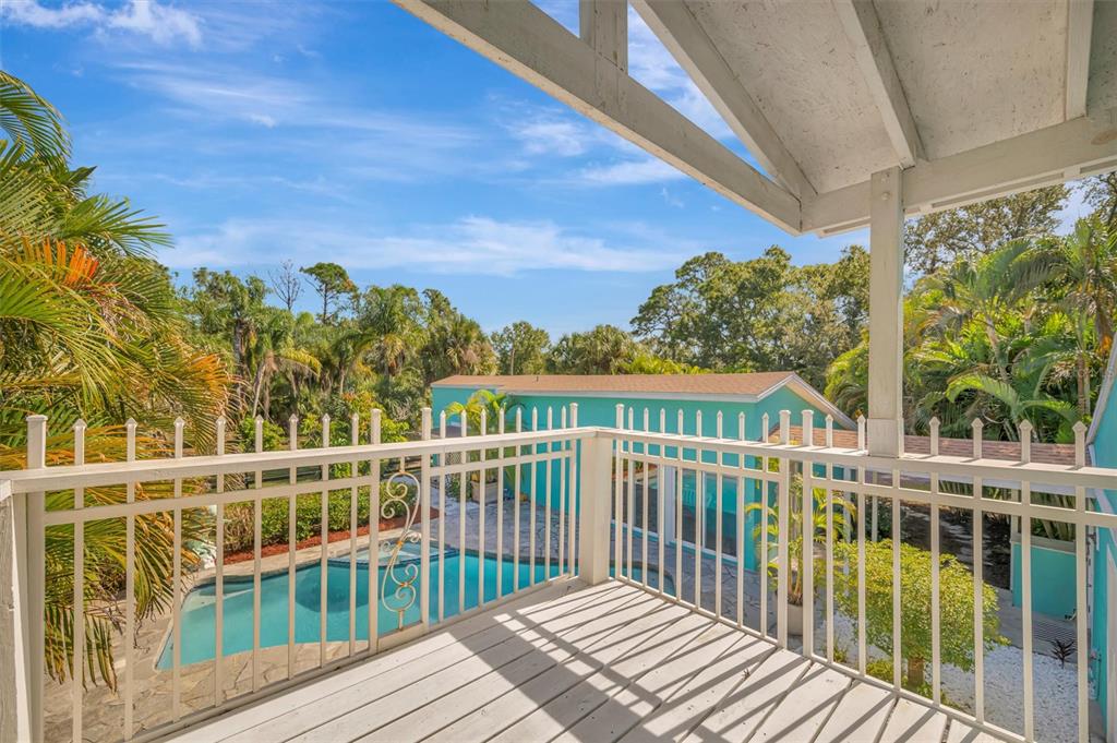 403 LONGBOW TRAIL