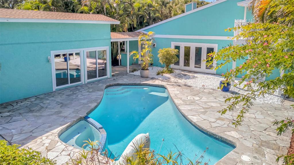 403 LONGBOW TRAIL