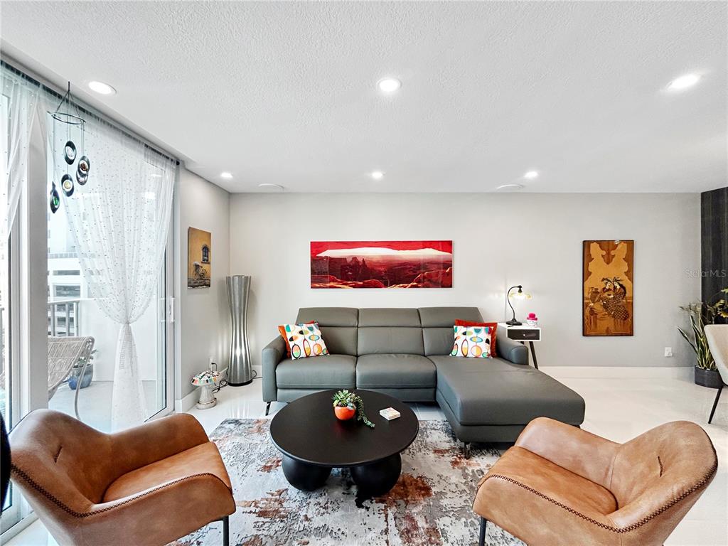101 S GULFSTREAM AVE UNIT 9C