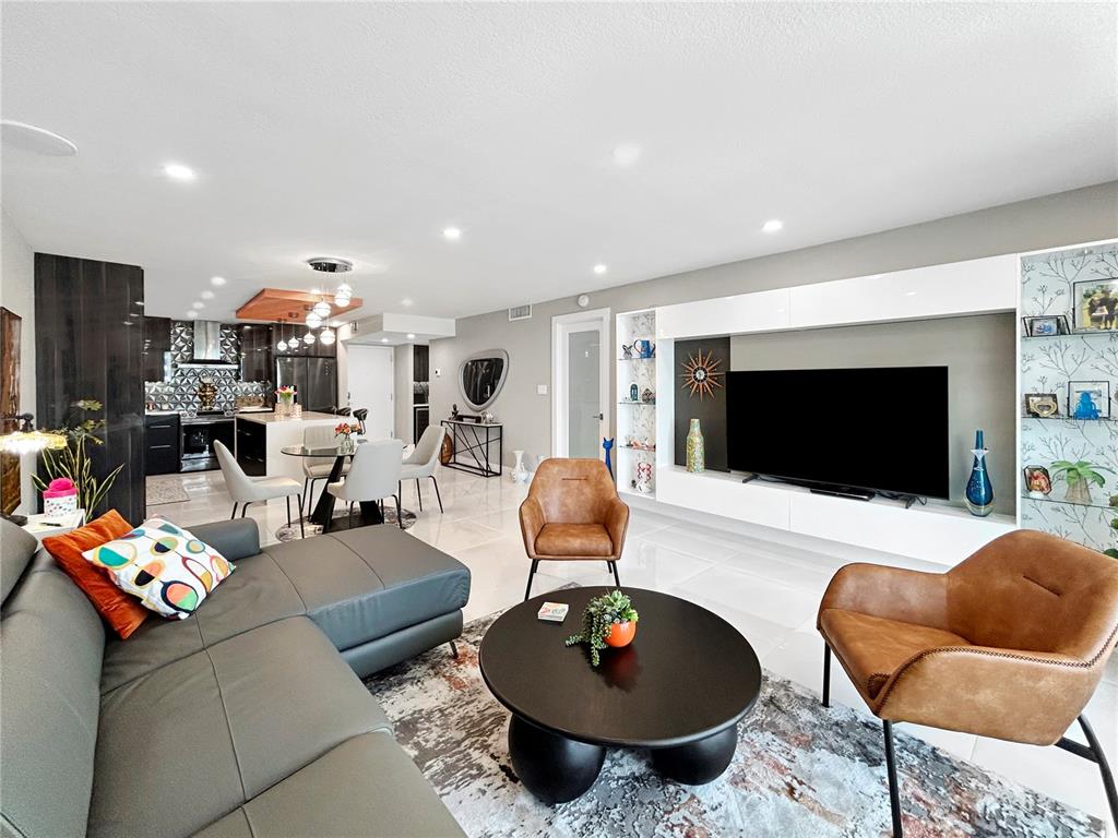 101 S GULFSTREAM AVE UNIT 9C