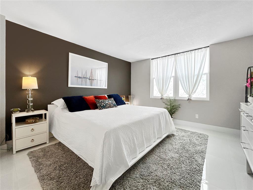 101 S GULFSTREAM AVE UNIT 9C