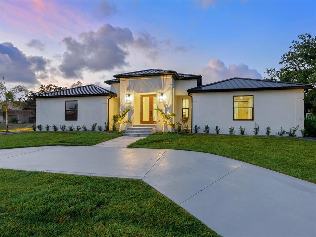 180 LOOKOUT POINT DRIVE