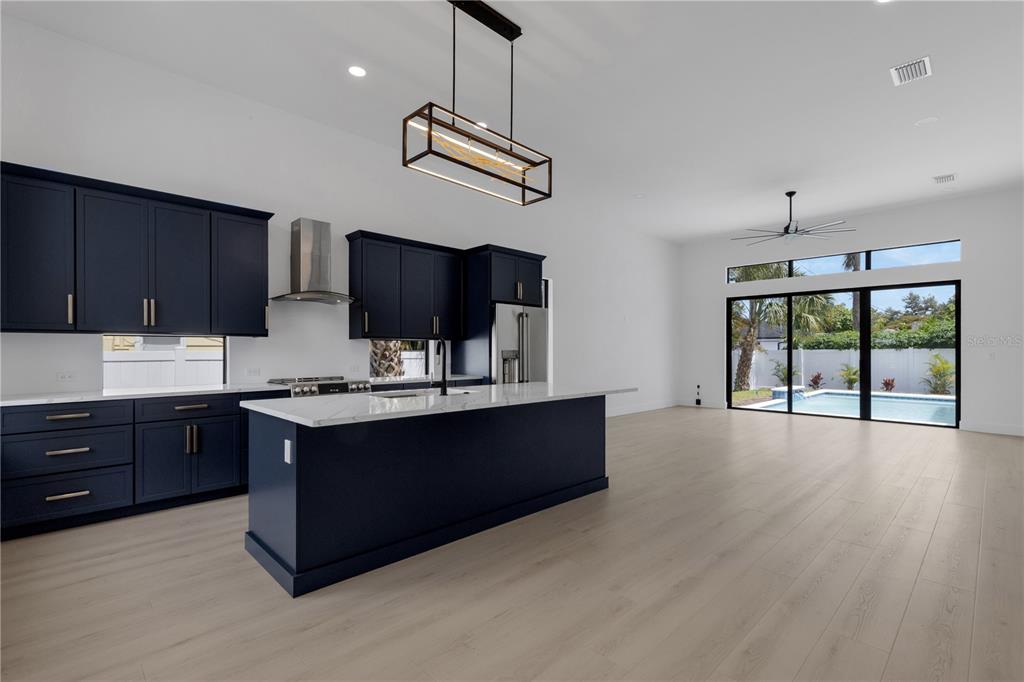 2069 HIBISCUS STREET