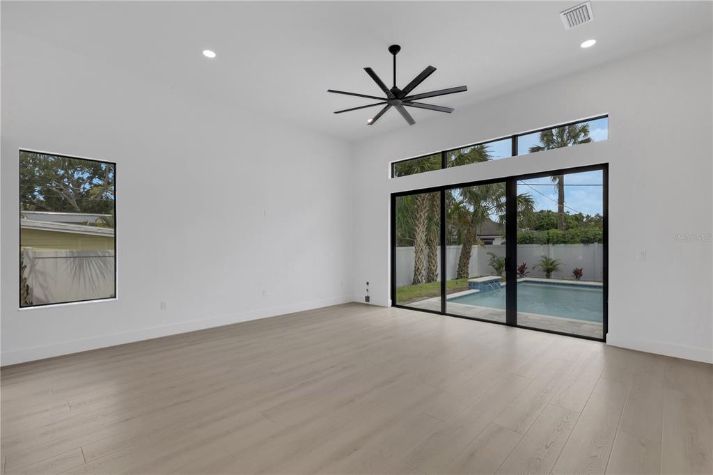 2069 HIBISCUS STREET