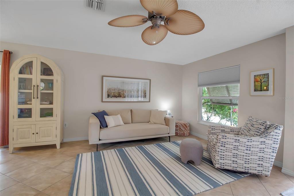 721 N JEFFERSON AVENUE UNIT 72