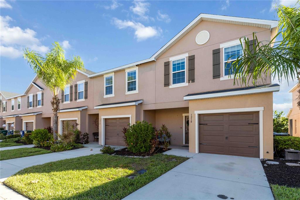 1218 GRANTHAM DRIVE