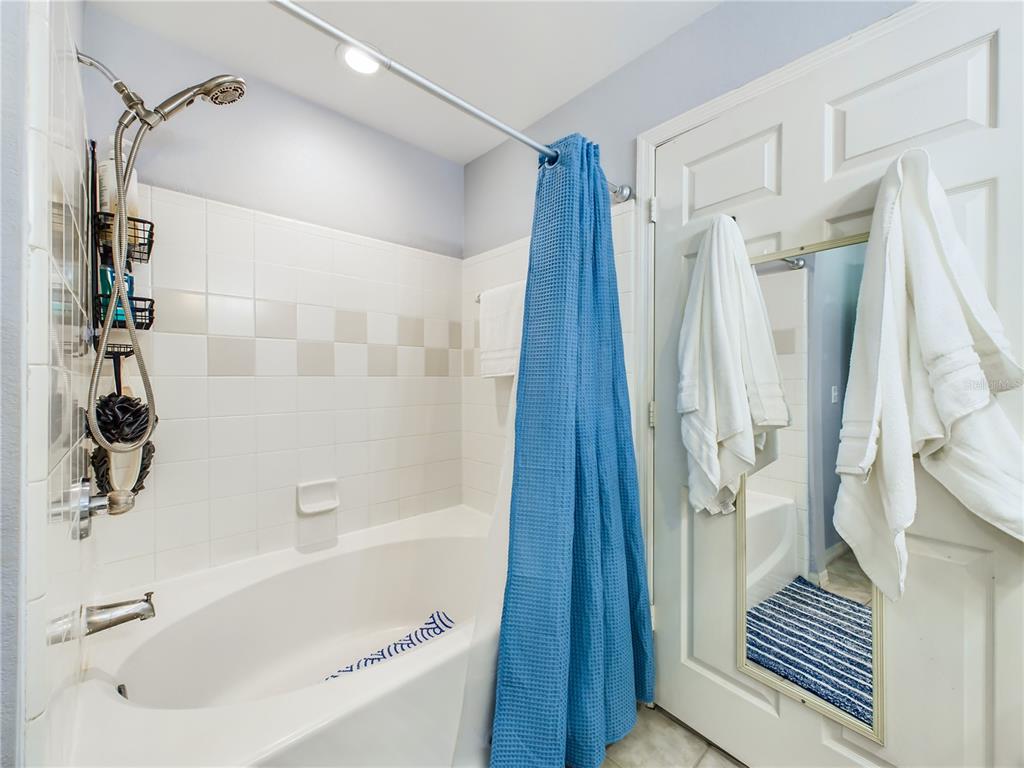 5521 ROSEHILL ROAD UNIT 203