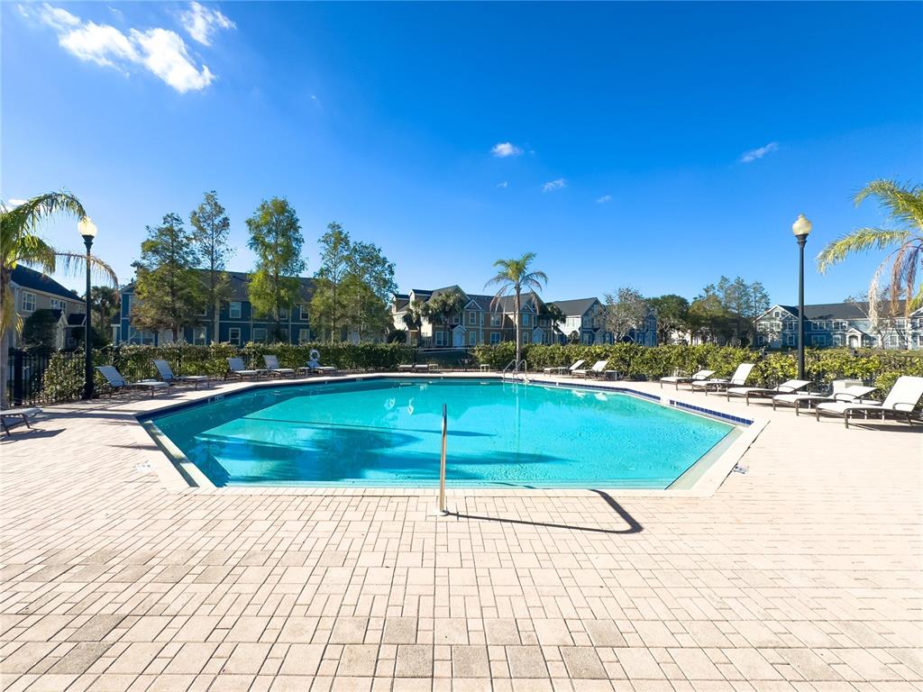 5521 ROSEHILL ROAD UNIT 203