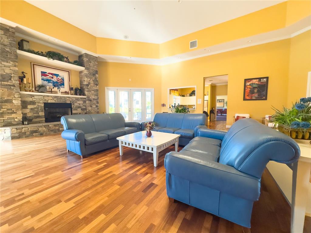 5521 ROSEHILL ROAD UNIT 203