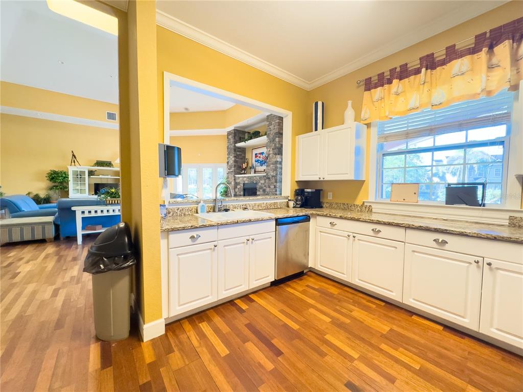 5521 ROSEHILL ROAD UNIT 203