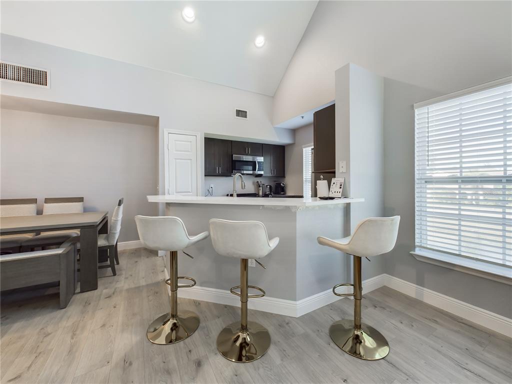 5521 ROSEHILL ROAD UNIT 203
