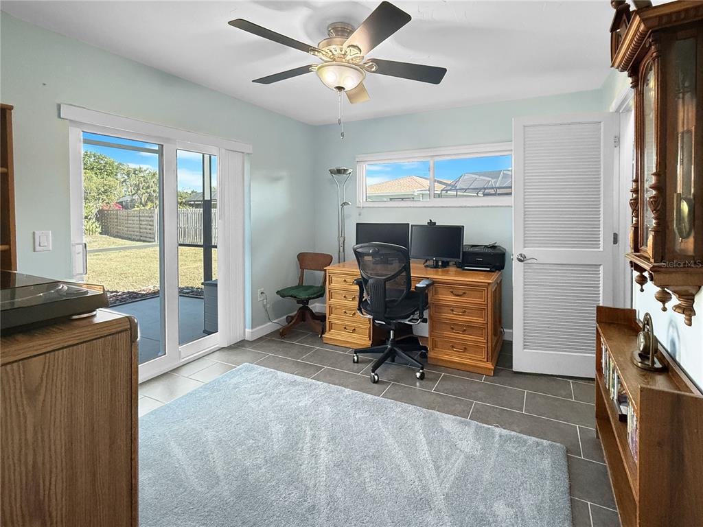 2042 COUNTRY MEADOWS PLACE