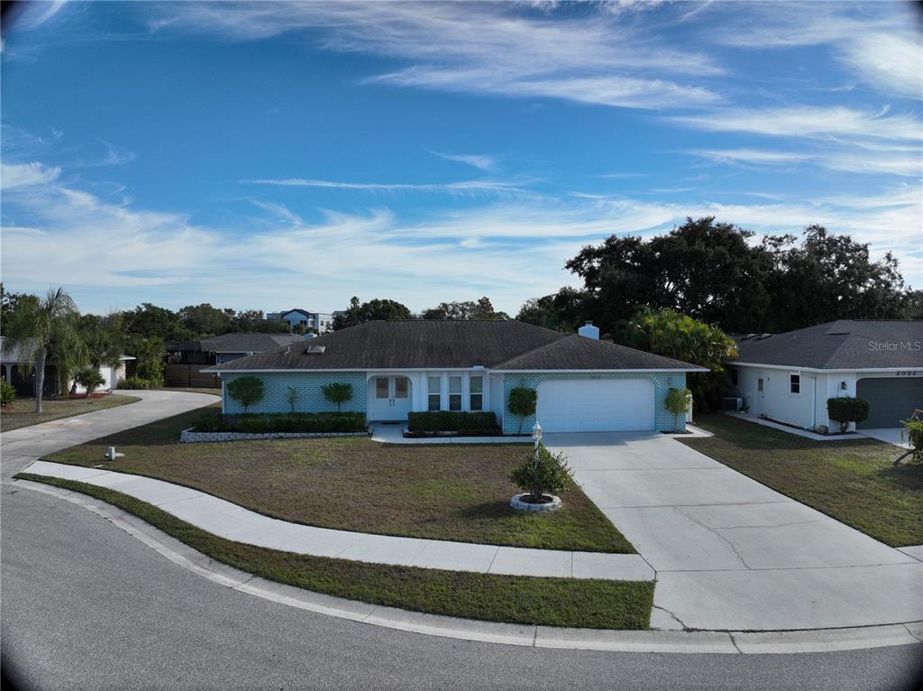2042 COUNTRY MEADOWS PLACE