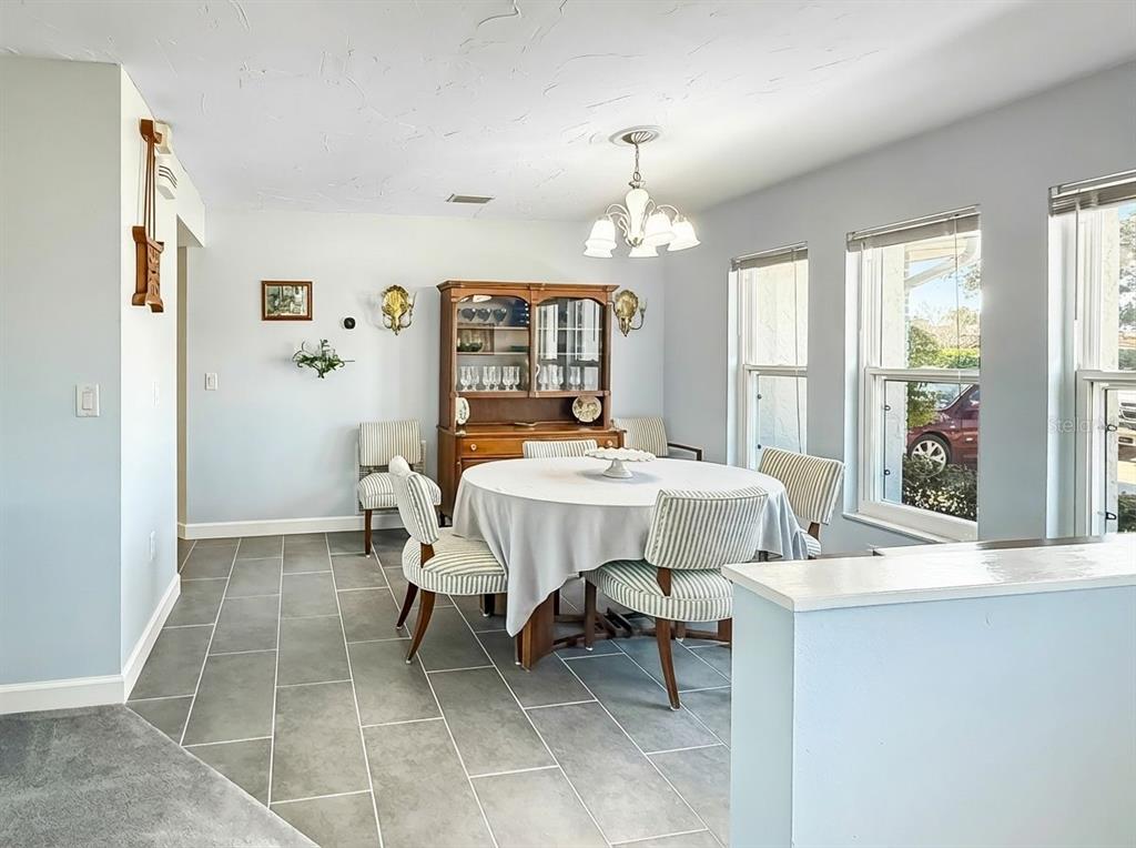 2042 COUNTRY MEADOWS PLACE
