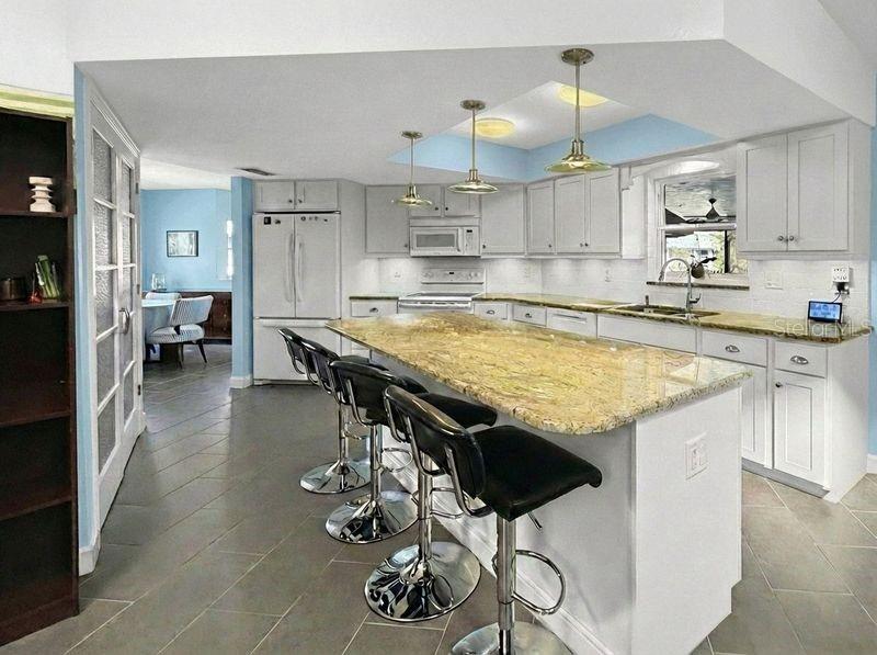 2042 COUNTRY MEADOWS PLACE