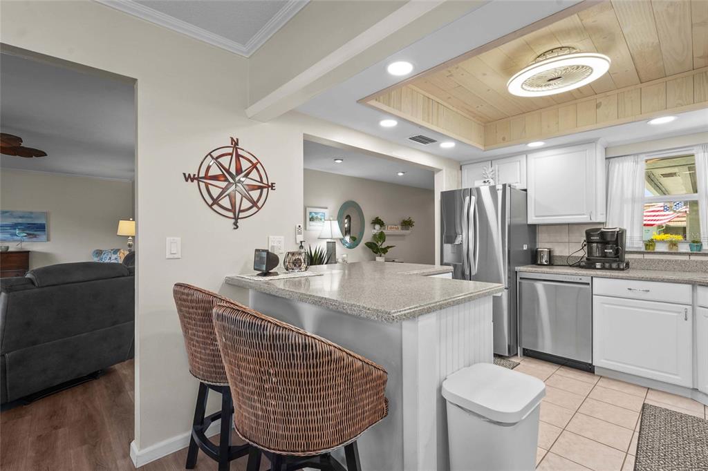 2531 RIVERBLUFF PARKWAY UNIT V