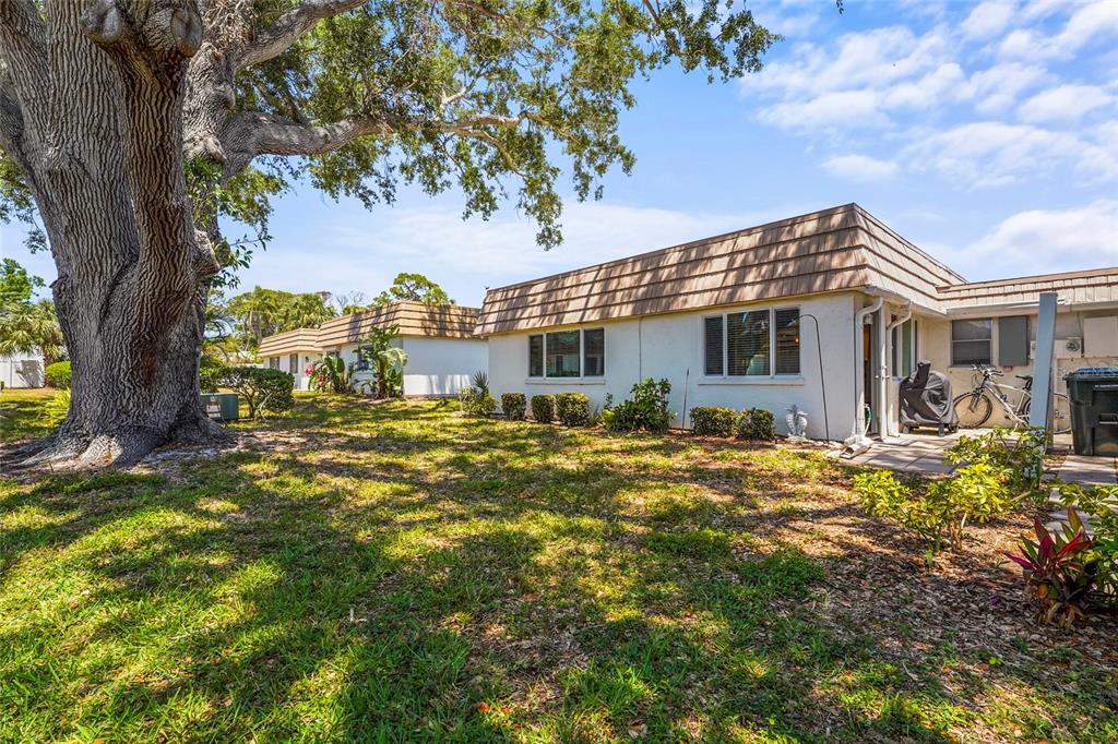 2531 RIVERBLUFF PARKWAY UNIT V