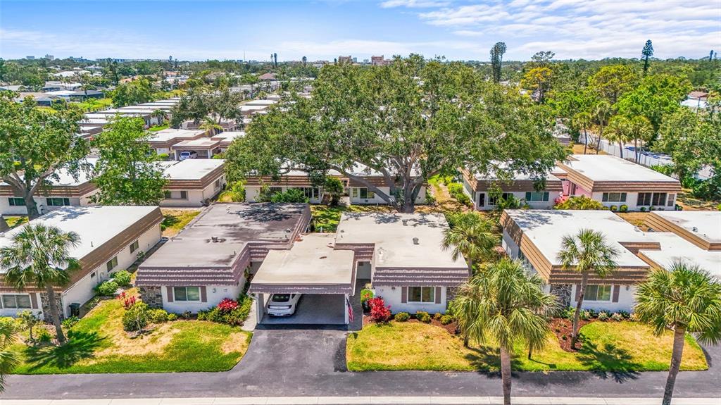 2531 RIVERBLUFF PARKWAY UNIT V