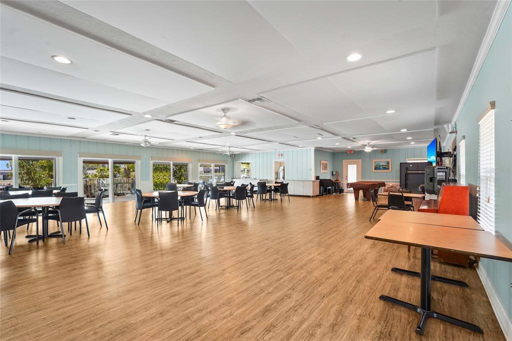 2531 RIVERBLUFF PARKWAY UNIT V