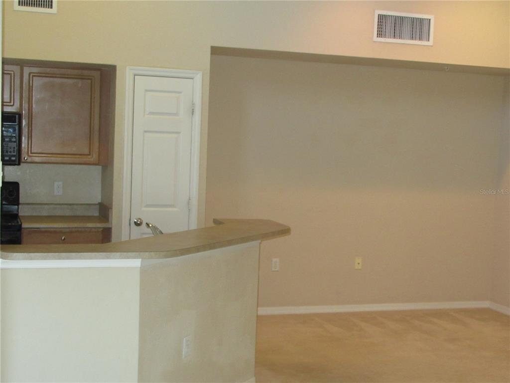 5601 ROSEHILL ROAD UNIT 203