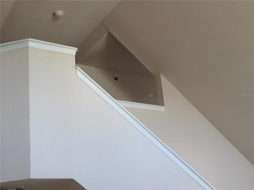 5601 ROSEHILL ROAD UNIT 203