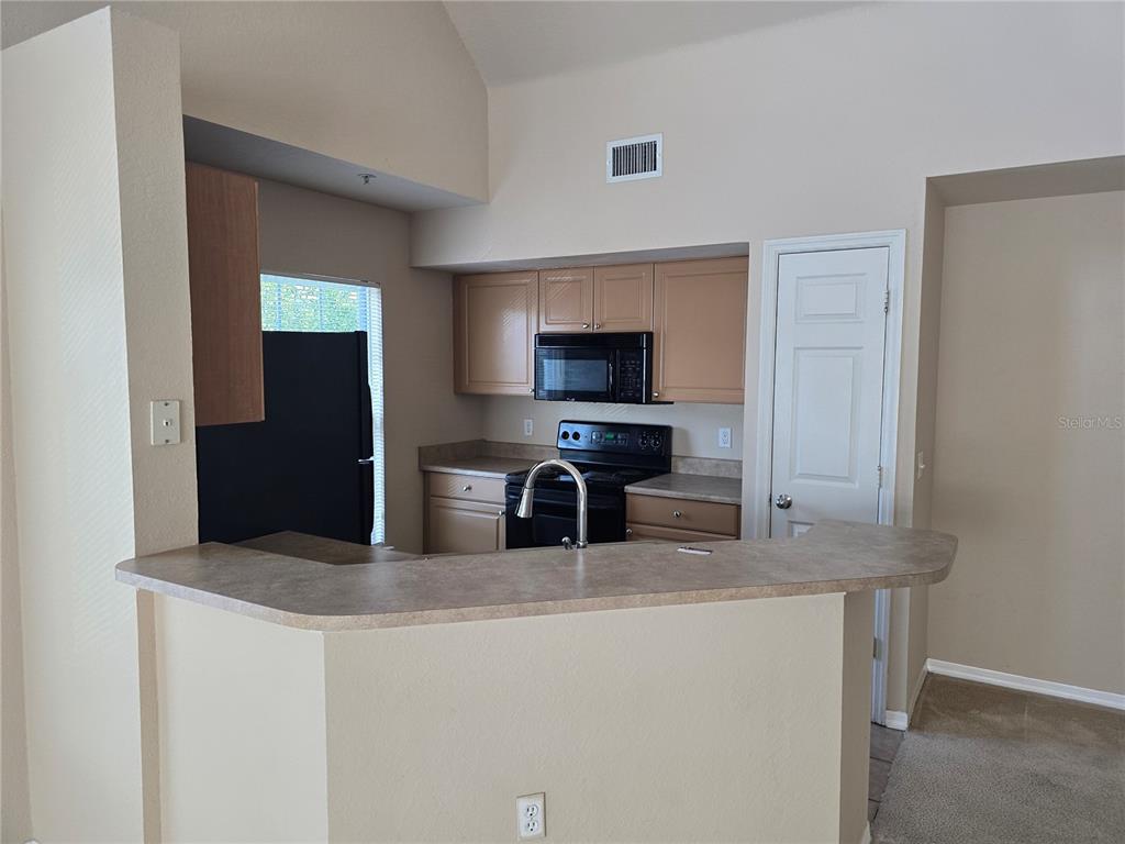 5601 ROSEHILL ROAD UNIT 203