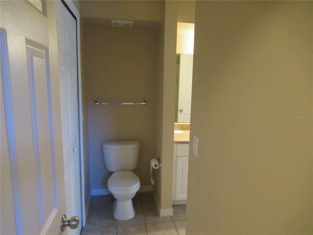 5601 ROSEHILL ROAD UNIT 203