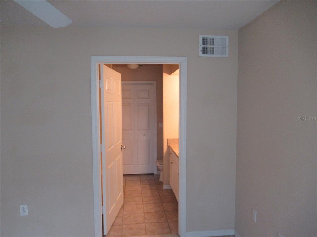 5601 ROSEHILL ROAD UNIT 203