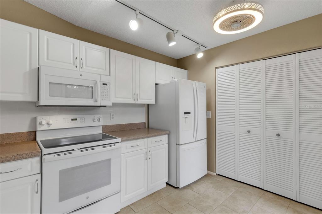 3441 BEEKMAN PLACE UNIT 40
