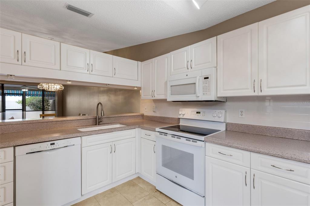 3441 BEEKMAN PLACE UNIT 40