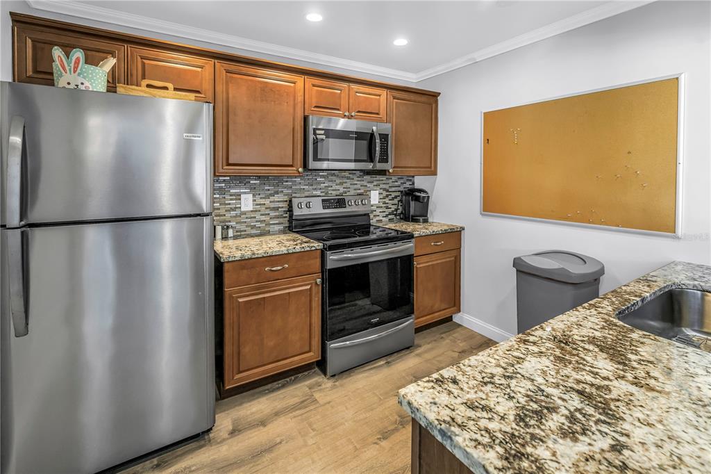 3269 BENEVA ROAD UNIT 102